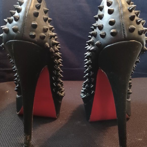 Christian Louboutin Platform Black Peep Toe Spiked Heels - Picture 7 of 7